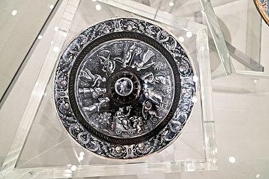 《原子之心》游戏玩法比《毁灭战士》《德军总部》更“疯狂”